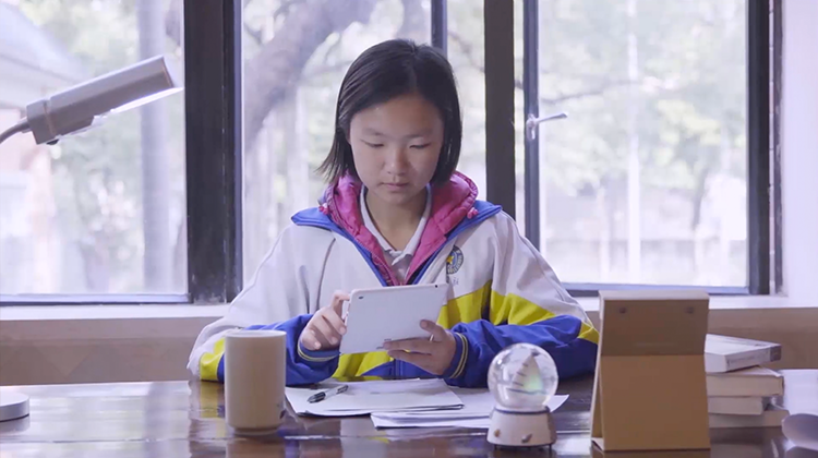 普教真光中学马赛怡同学互动感受案例视频